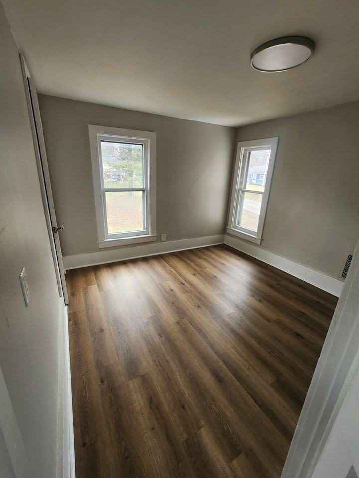 4704 Grandview Park #1 - Photo 6 of 13