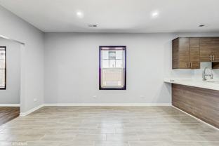 6808 North Clark Street - 2EUnit 2W #2E - Photo 1 of 1