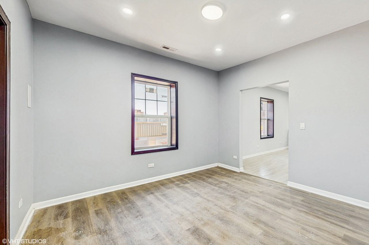 6808 North Clark Street - 2EUnit 2W #2E - Photo 6 of 50