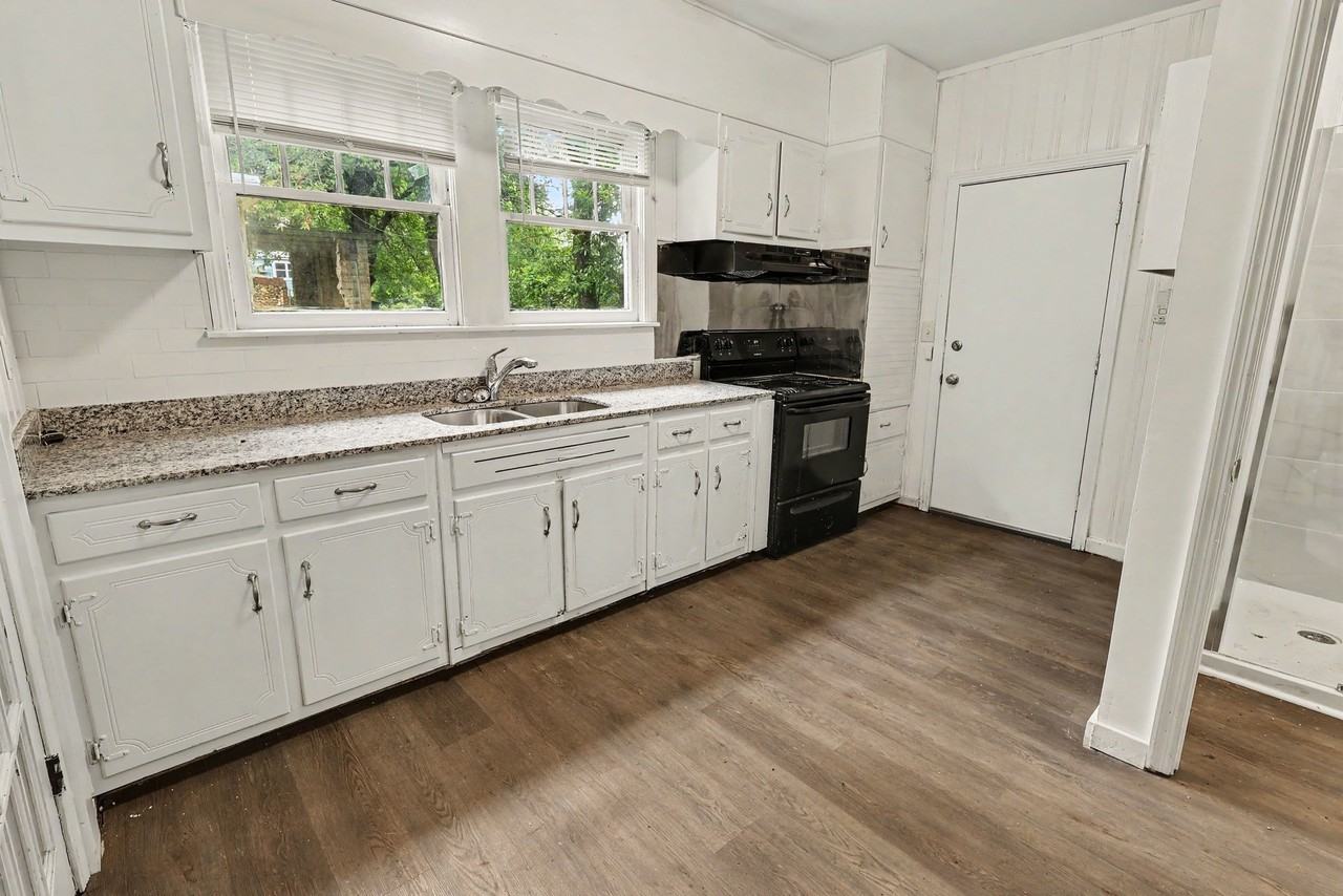 2720 23rd Street Ensley #1 - Photo 3 of 10