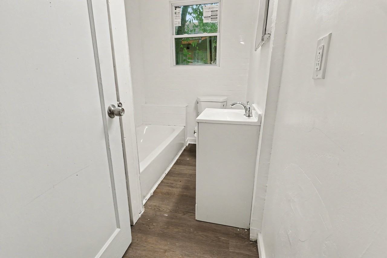 2720 23rd Street Ensley #1 - Photo 5 of 10