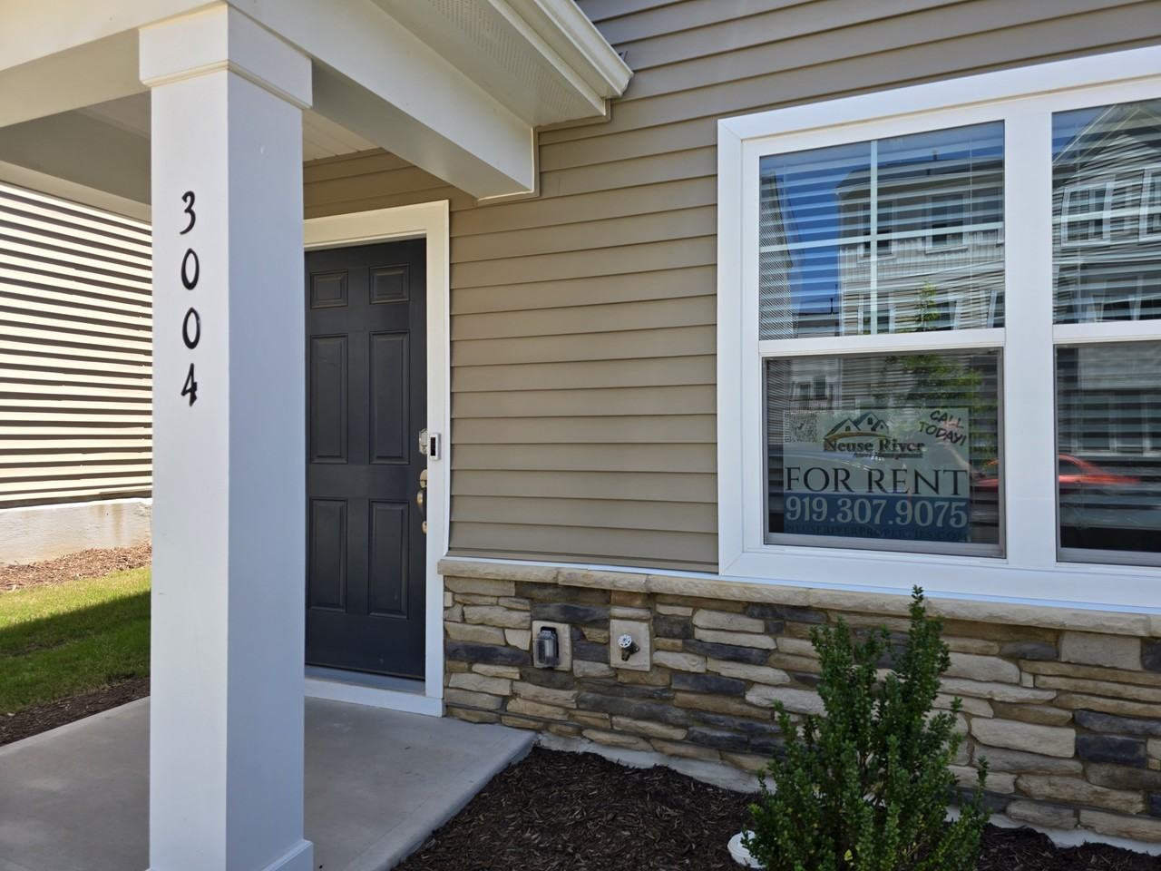 3004 Honeymyrtle Lane #1 - Photo 5 of 42