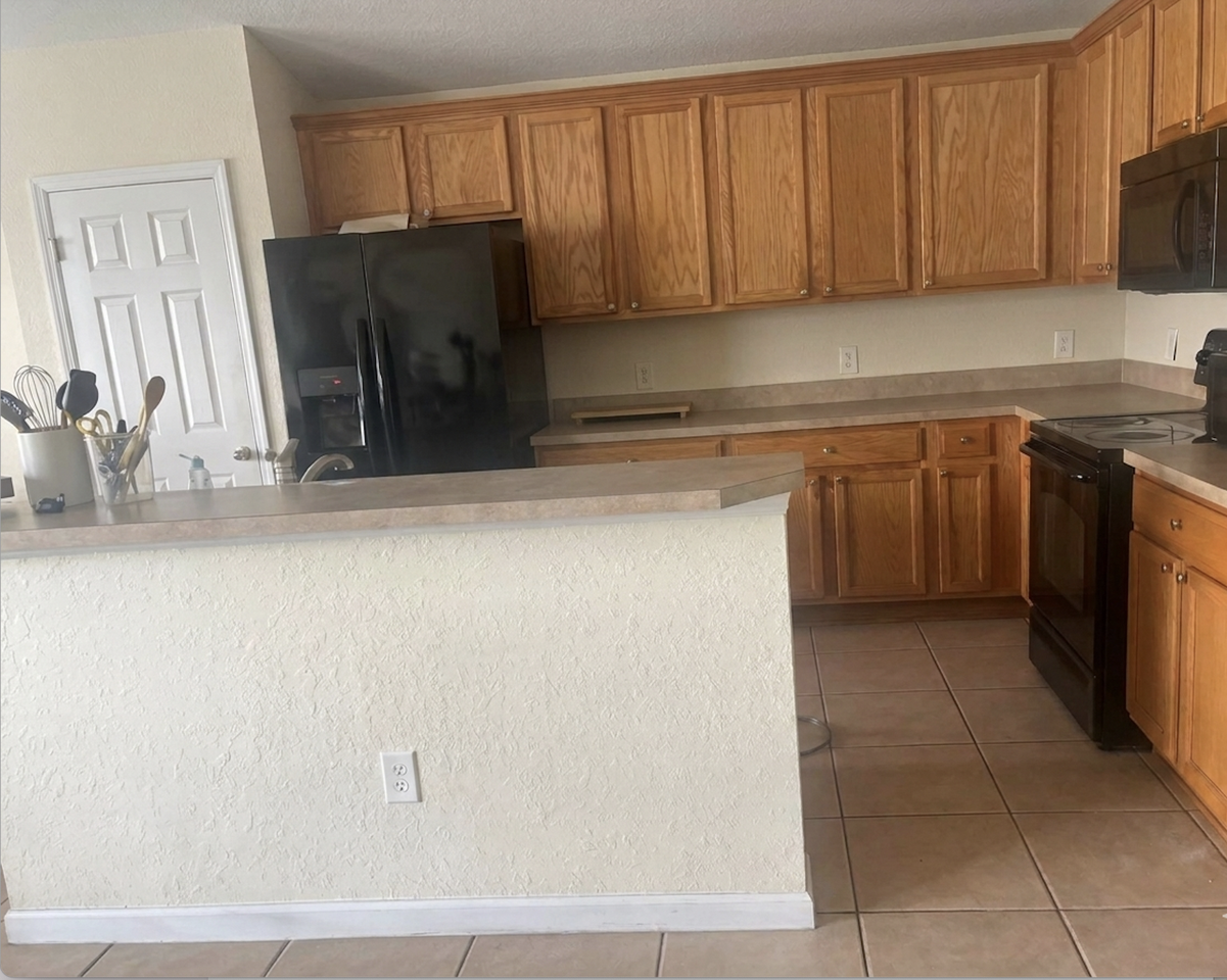 5134 Sw 41st St #1 - Photo 7 of 12
