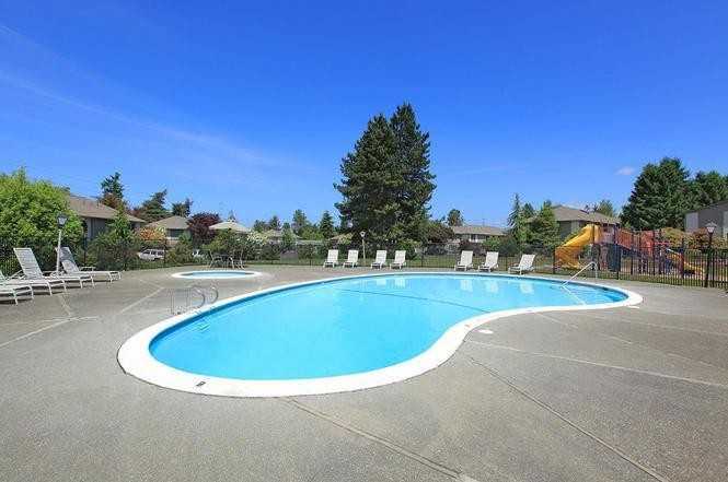 600 Black Lake Blvd Sw - Photo 2 of 14