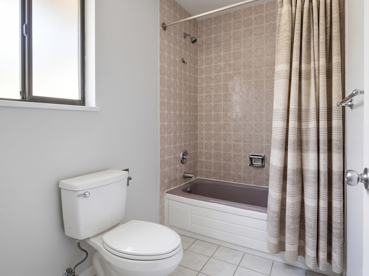 7951 Thormanby Crescent - Photo 7 of 7