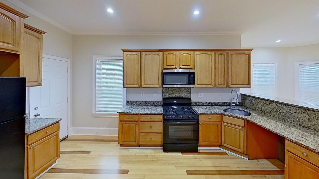 9 Landor Road #3 - Photo 2 of 13