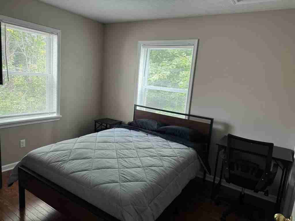 112 Southview Ter - Photo 7 of 10