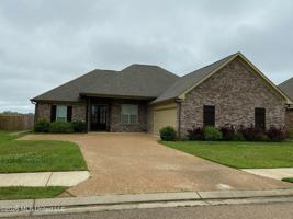 featured image of 173 Clearview Dr W