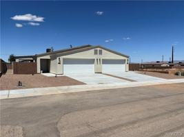 featured image of 931 E Berk Ave