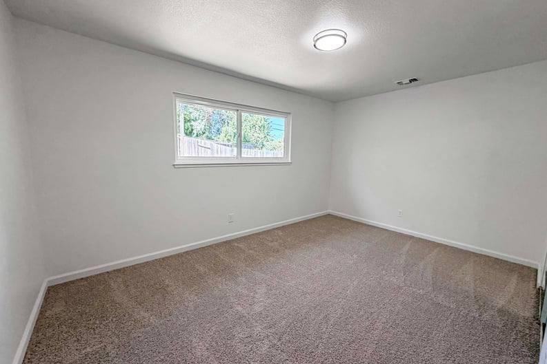 7827 Glen Tree Dr - Photo 4 of 24