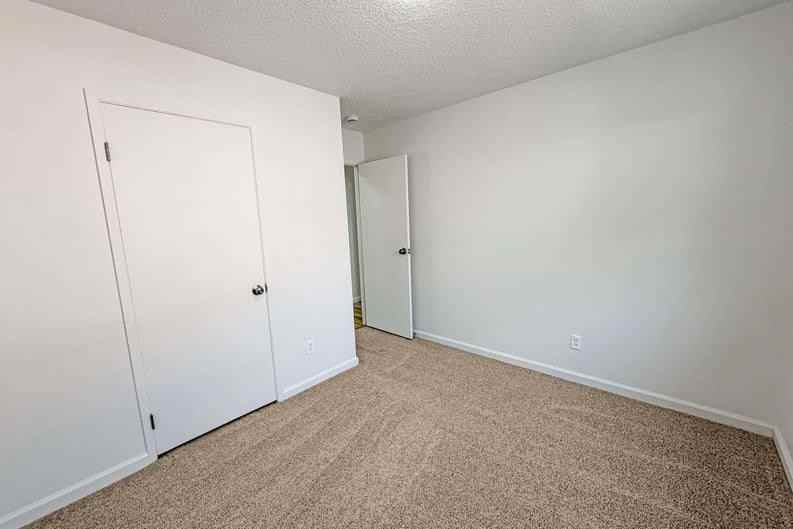 7827 Glen Tree Dr - Photo 7 of 24
