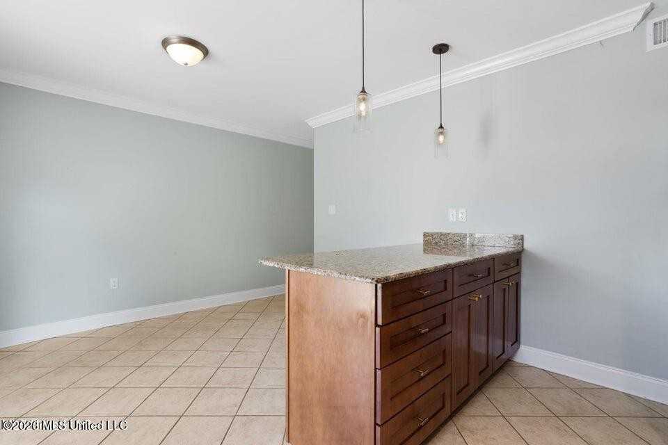 808 Desoto St - Photo 5 of 13