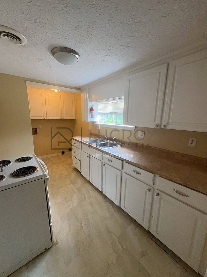 346 Mason Blvd - Photo 4 of 10