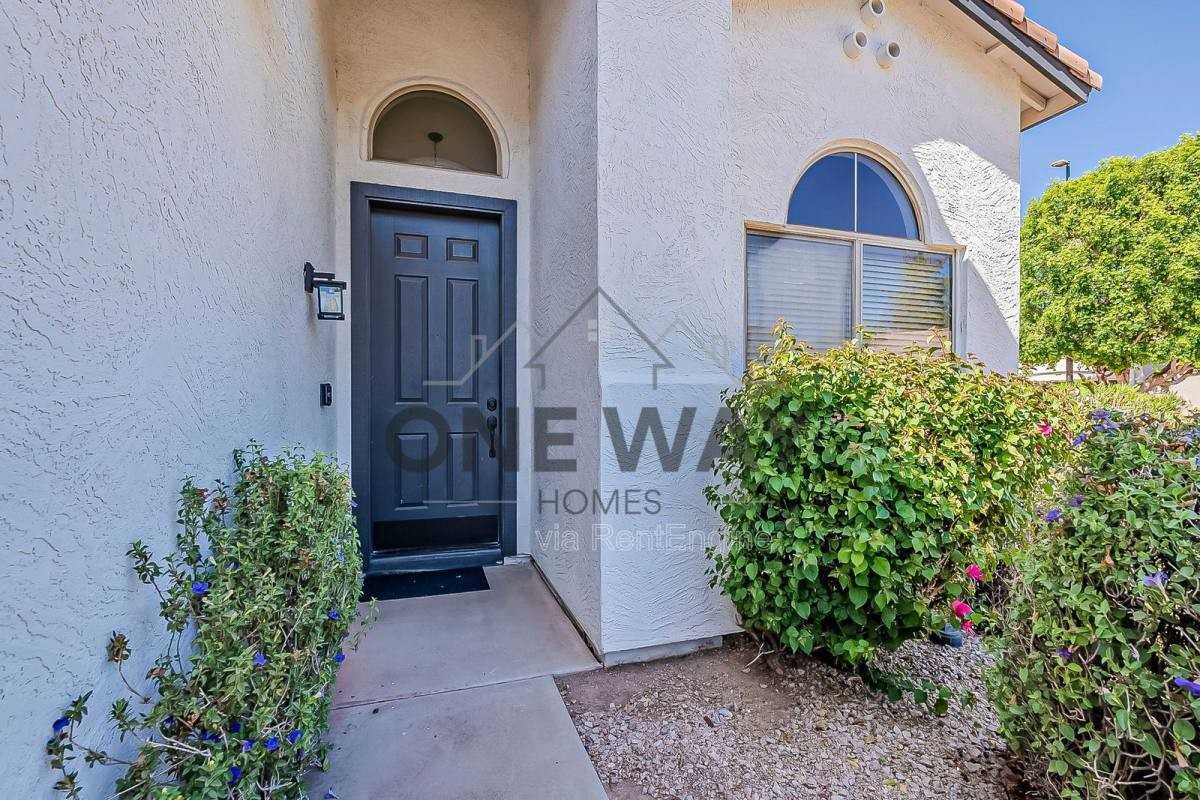 1768 E Marquette Dr - Photo 4 of 10