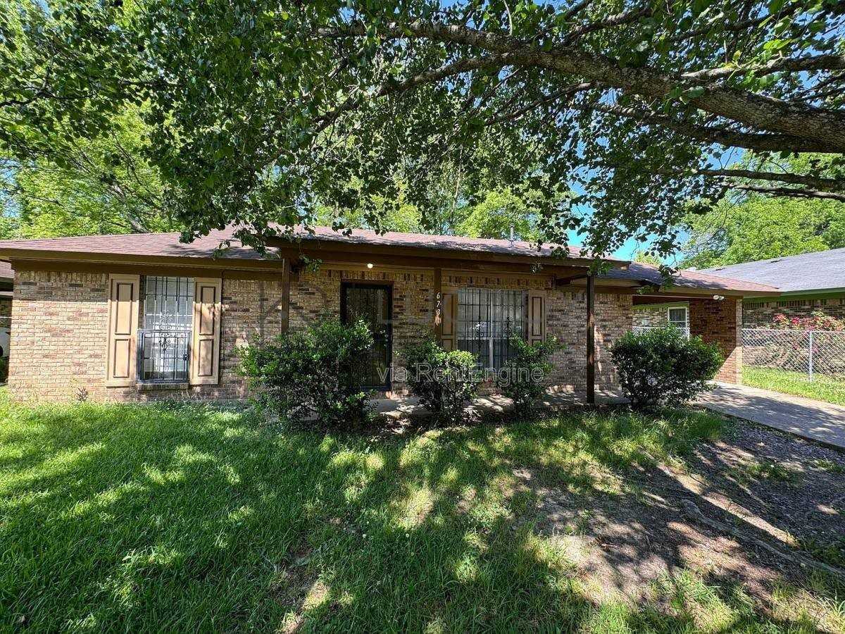 6731 George Washington Dr - Photo 2 of 10