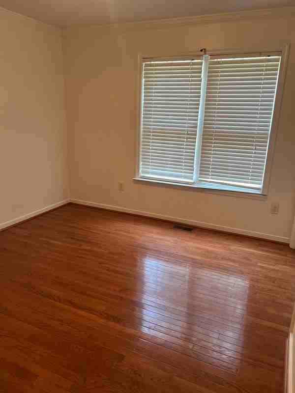 13090 Gravelbrook Rd - Photo 6 of 11