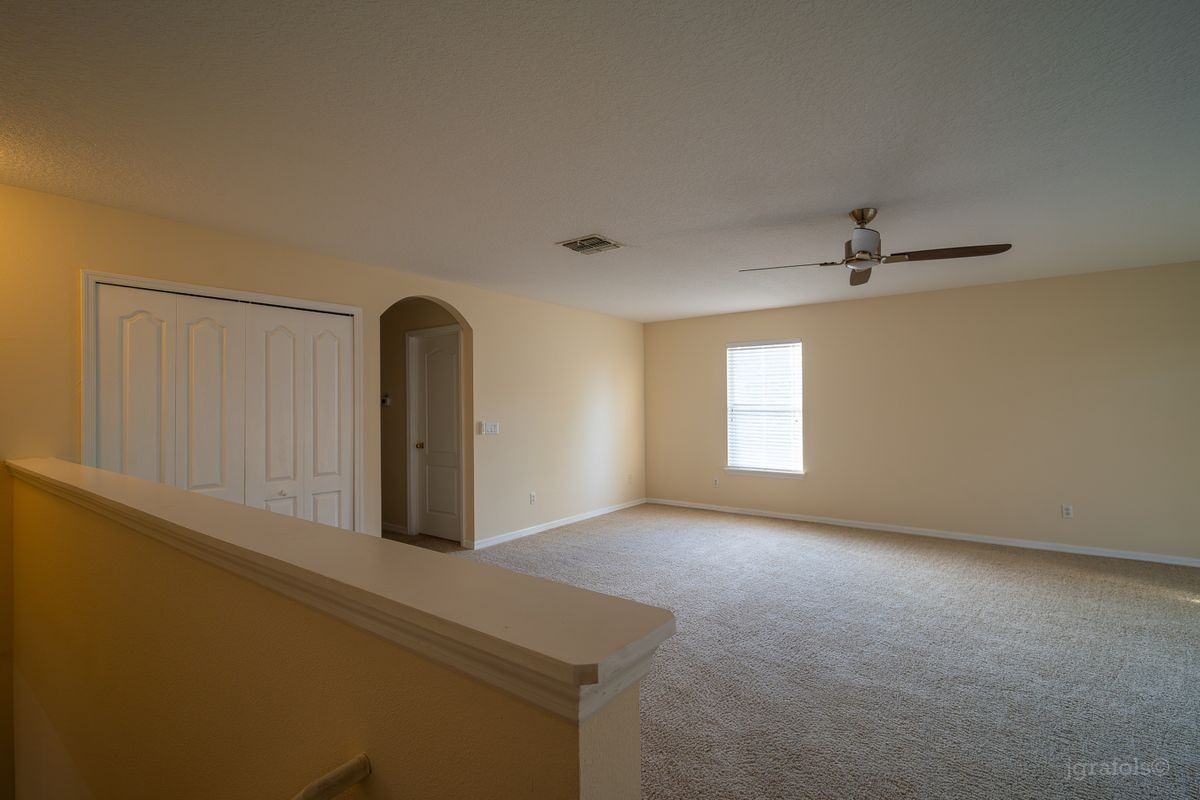 2136 Shadow Creek Dr - Photo 6 of 15