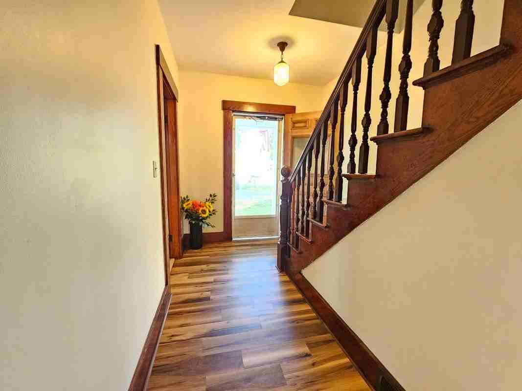 117A Lowell Rd - Photo 5 of 25