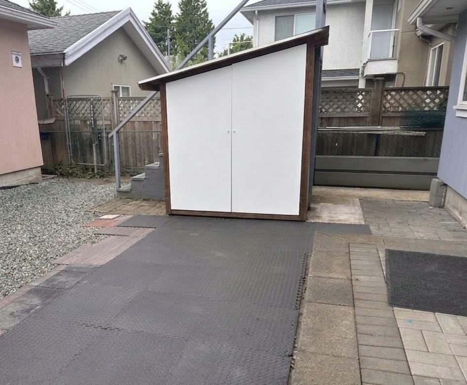 2287 East 33rd Avenue - Photo 5 of 5
