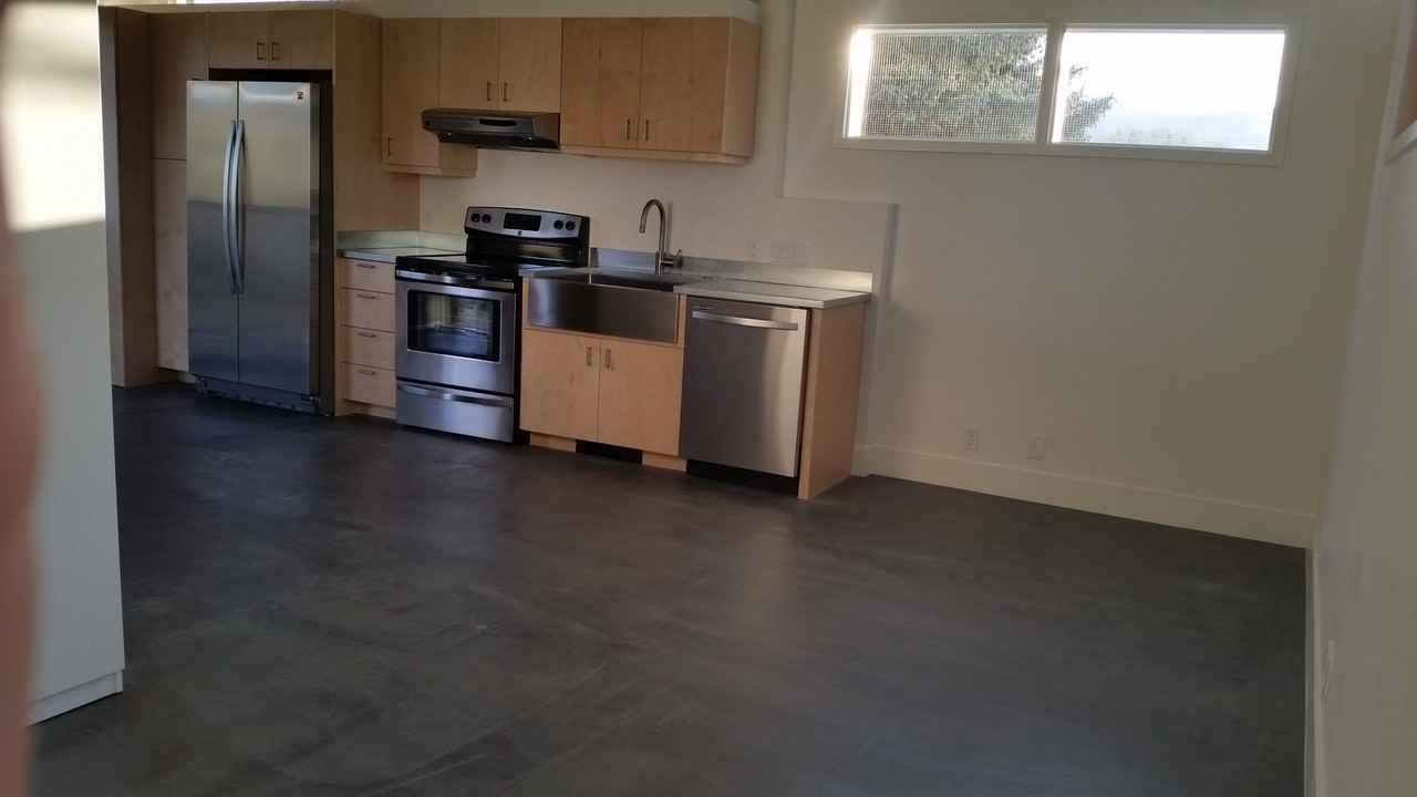 456 S 3rd St #C - Photo 4 of 21
