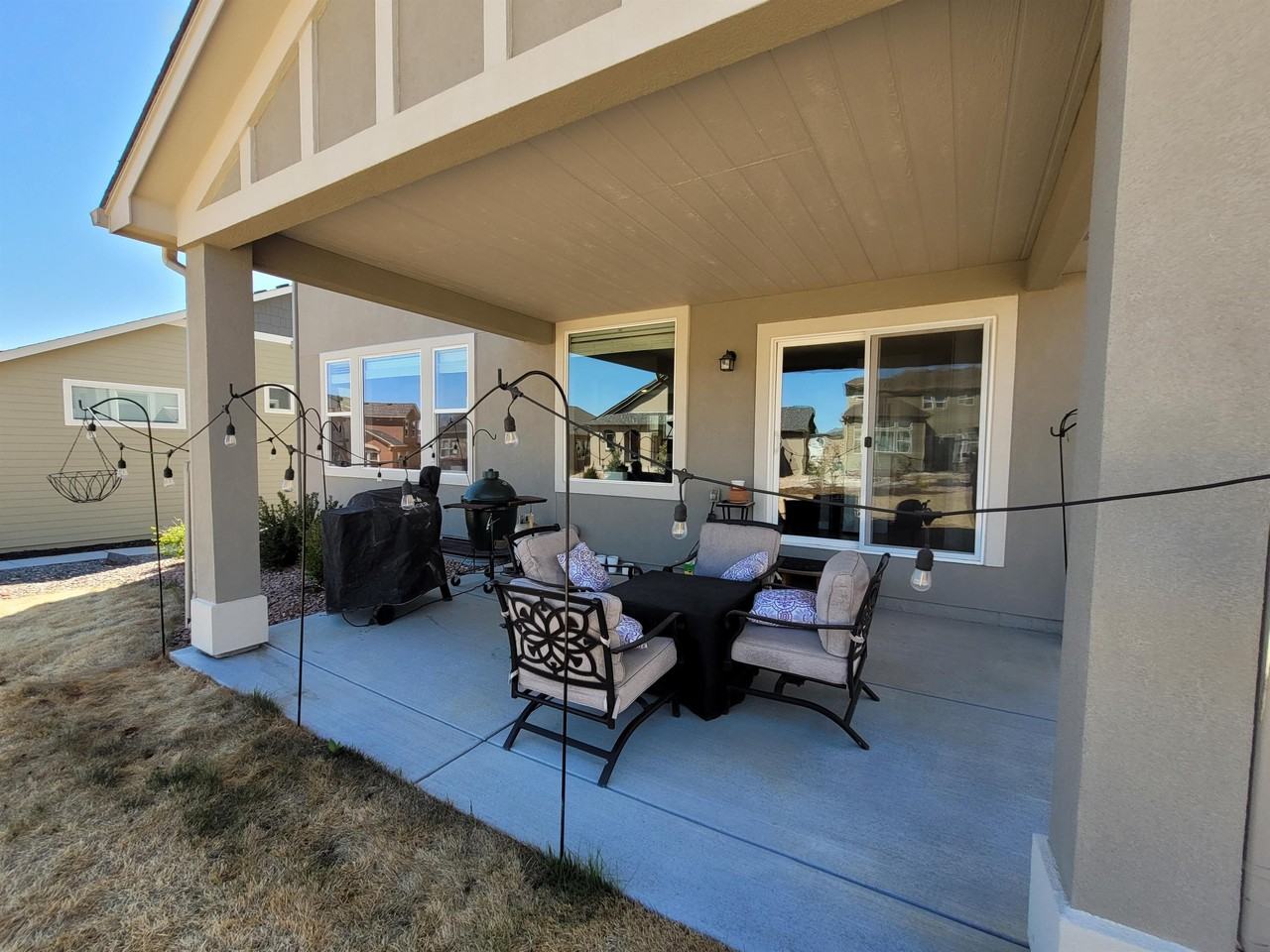 10135 Thrive Ln - Photo 4 of 23