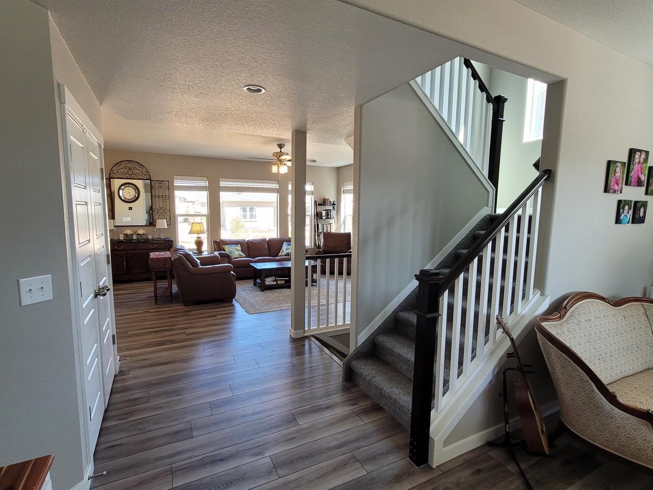 10135 Thrive Ln - Photo 3 of 23