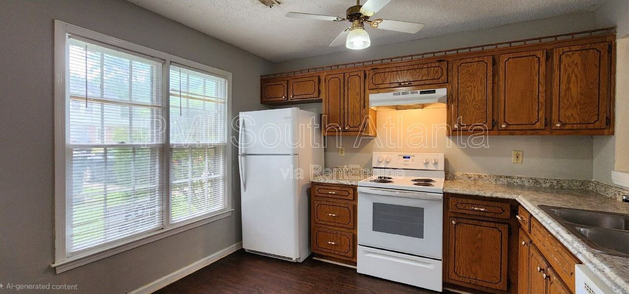 1681 Winchester Way Se - Photo 5 of 31
