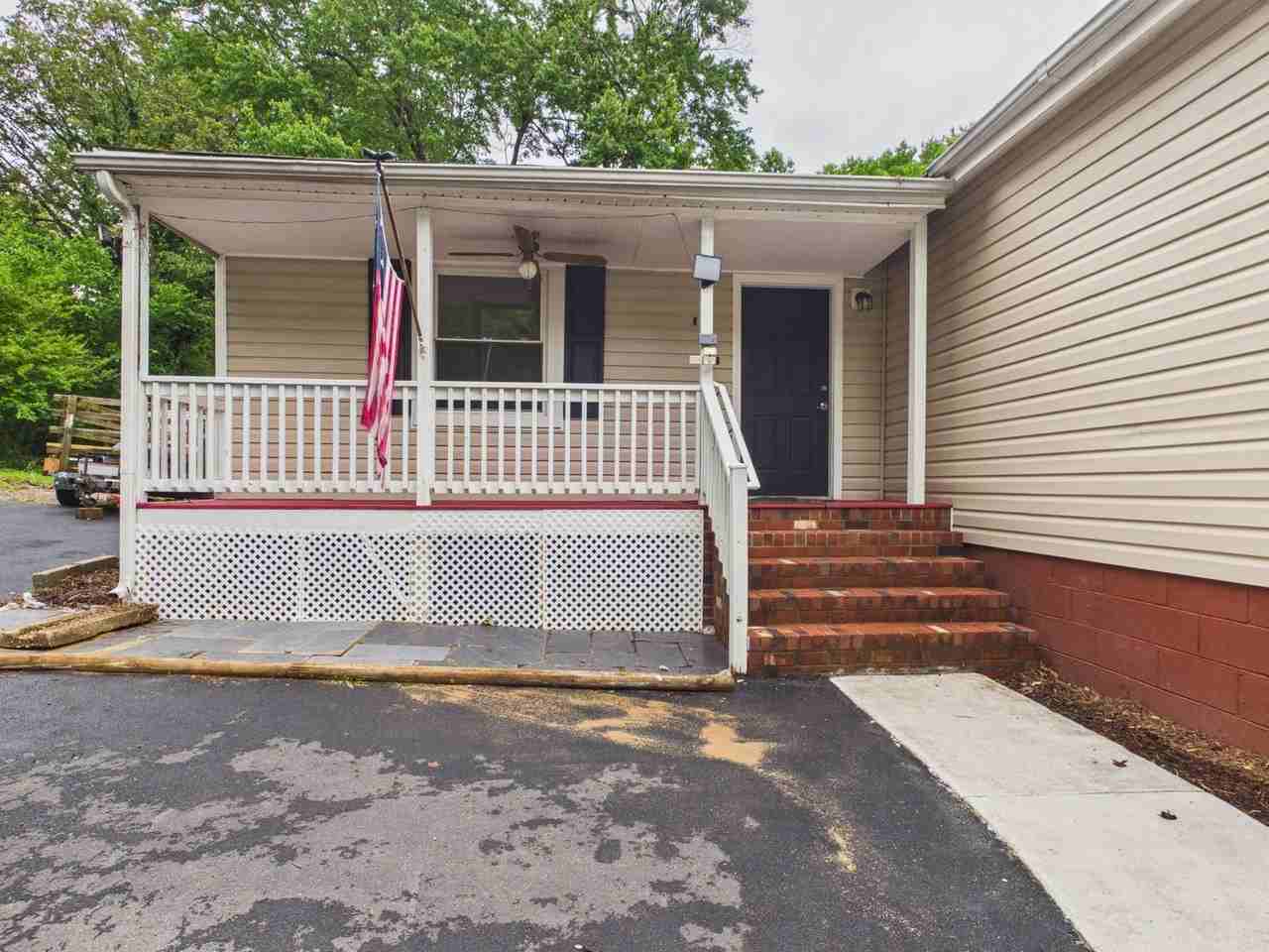 1518 Ethridge Dr - Photo 3 of 31