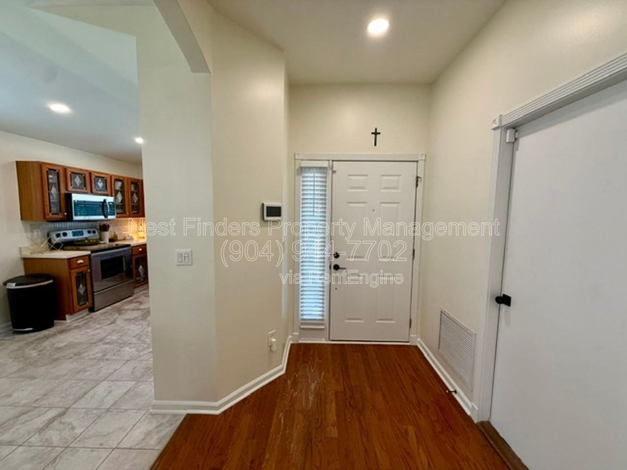349 Melissa Ray Dr - Photo 2 of 35