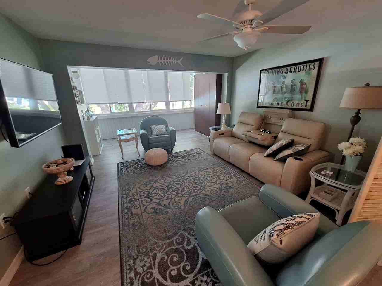 2437 Harbor Blvd #202 - Photo 5 of 17