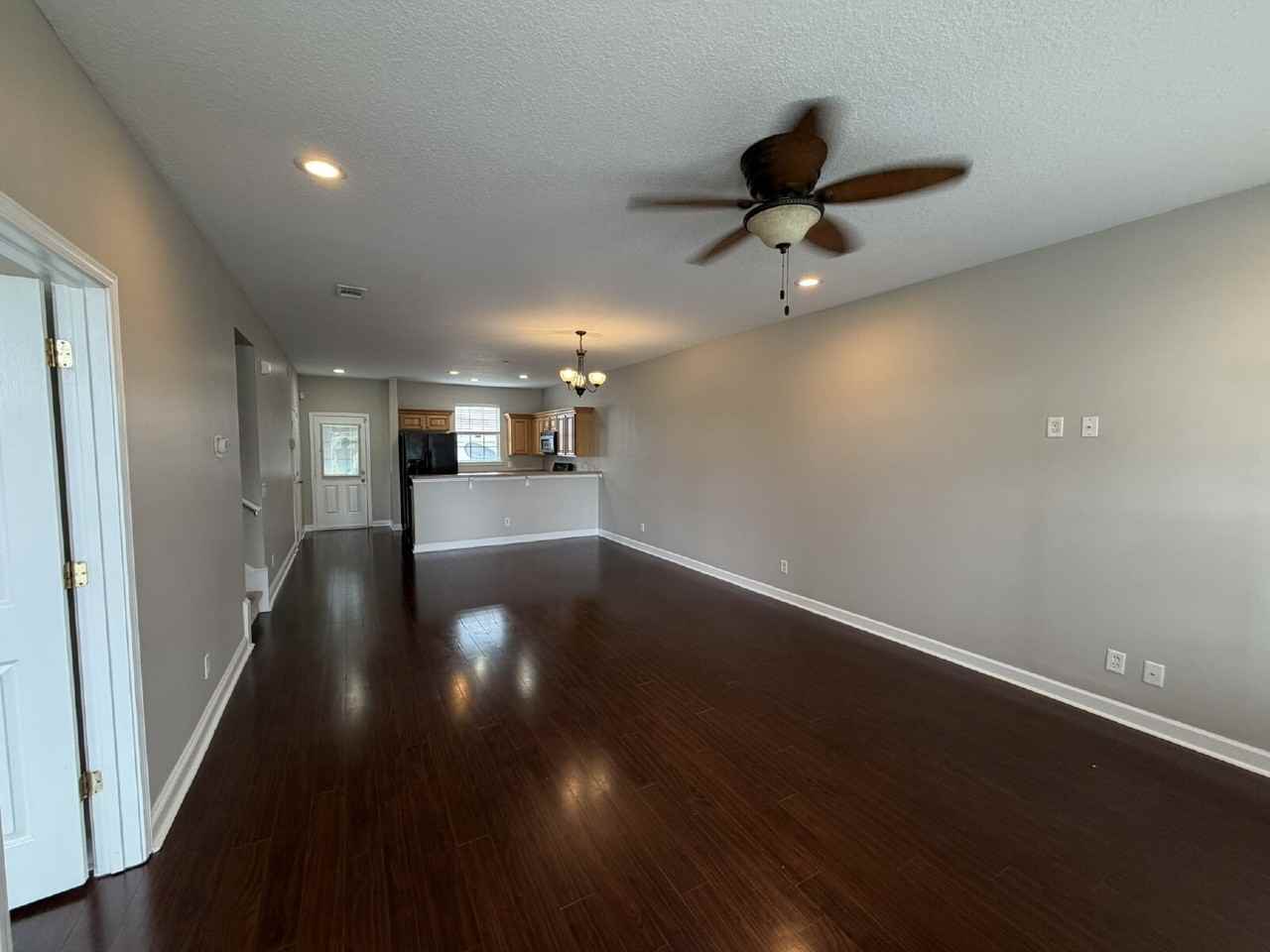 607 Atkinson Dr - Photo 2 of 16