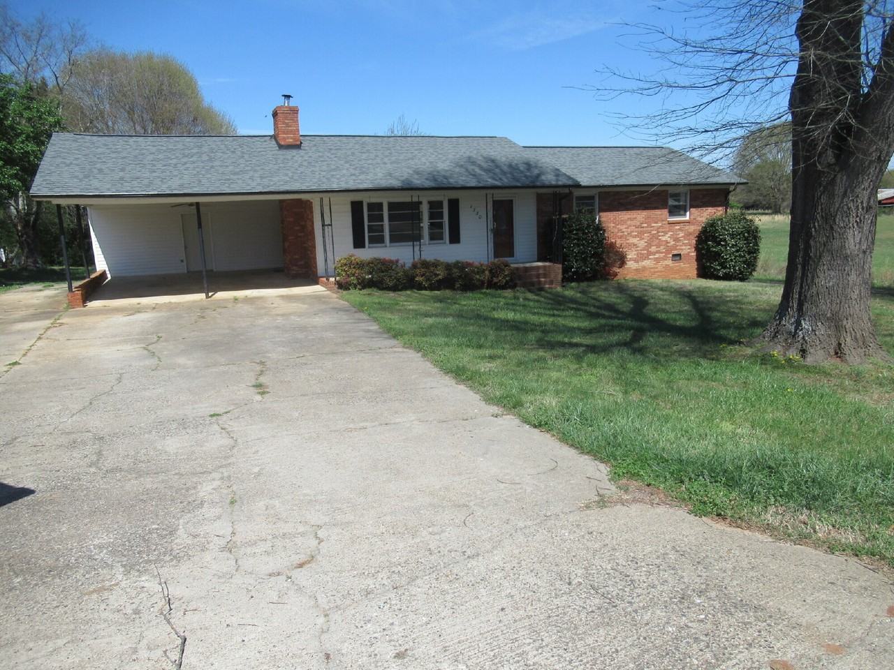 1330 Davis Rd - Photo 2 of 31