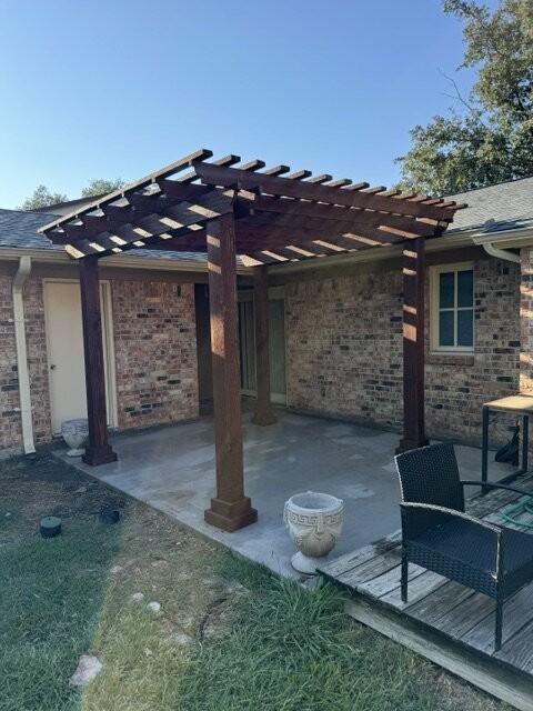 737 Snowden Dr - Photo 3 of 10
