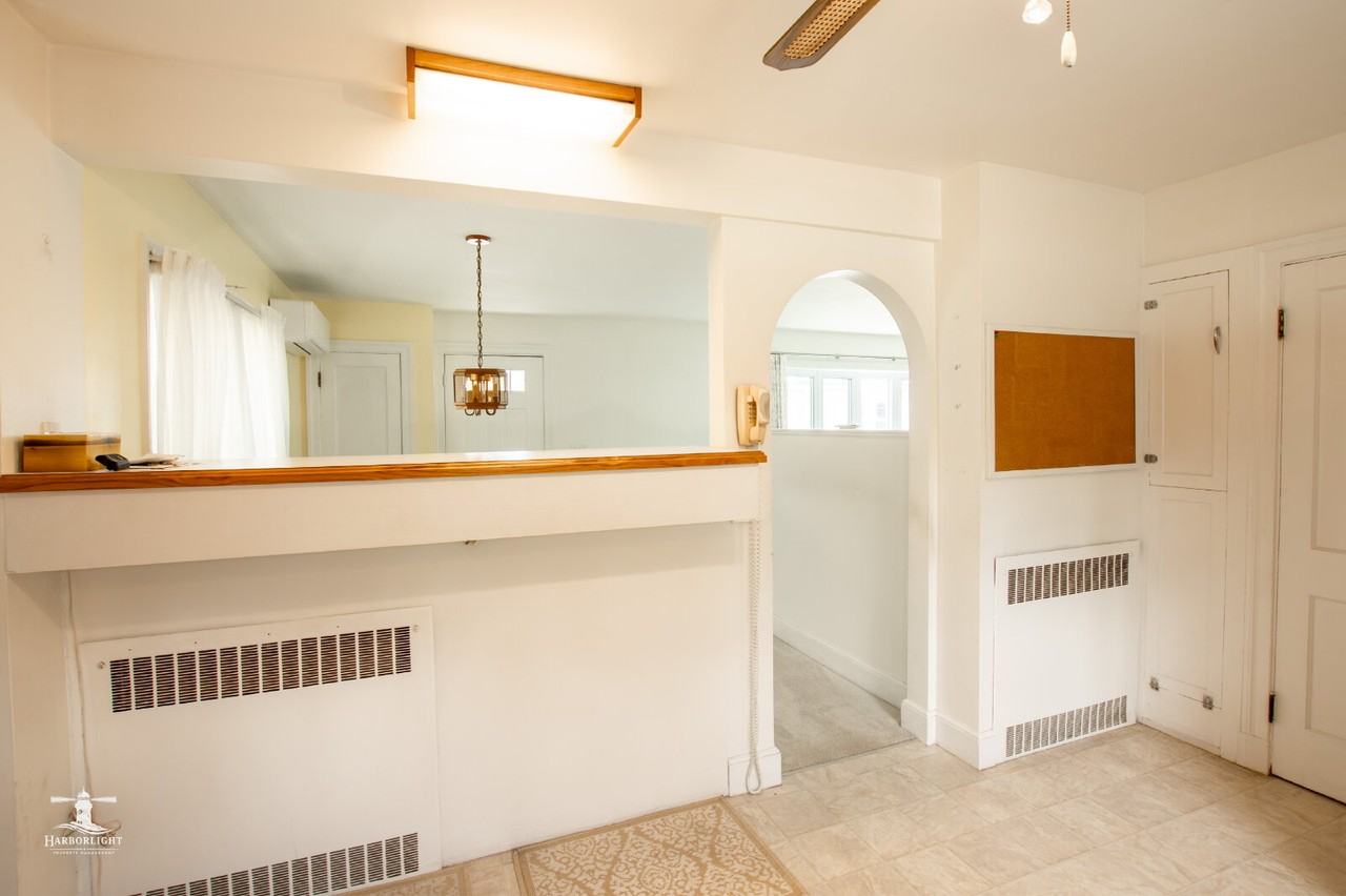 44 Westbrook St - Photo 7 of 42
