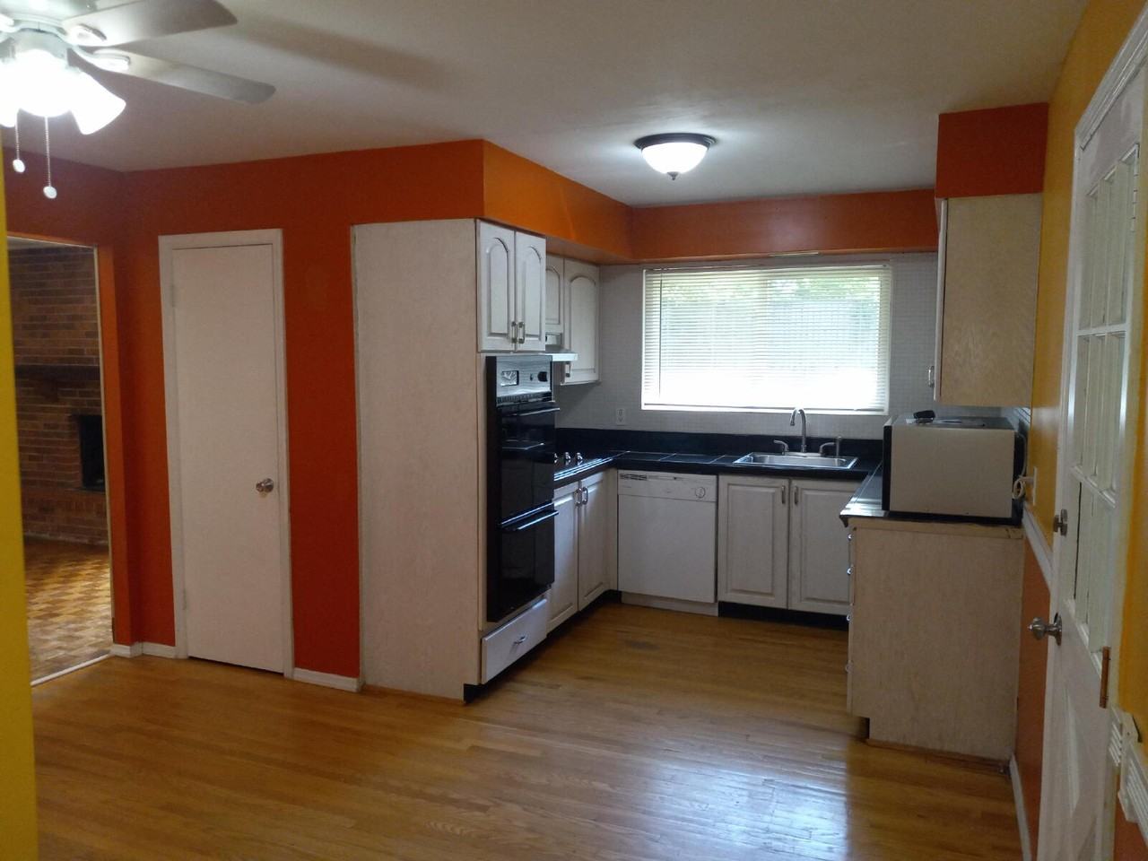 64 High Valley Dr - Photo 2 of 9