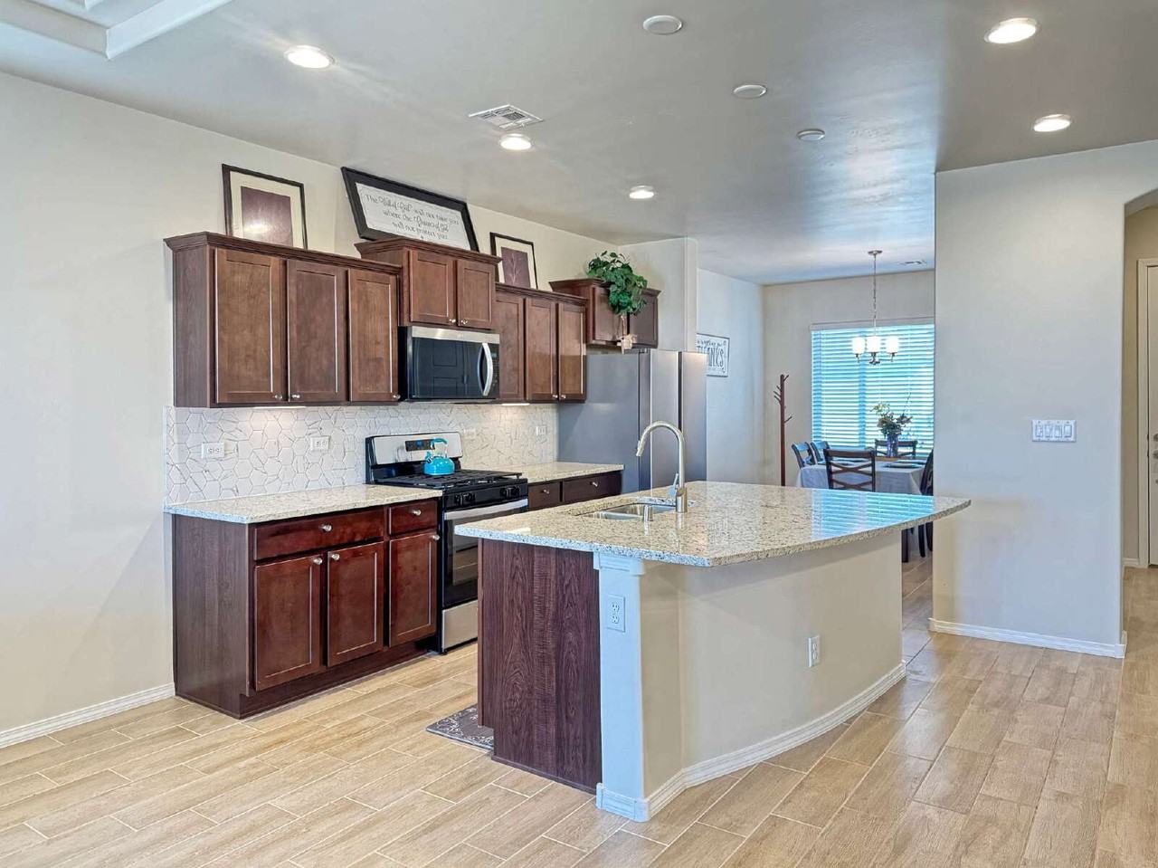 2936 Tierra Del Mar Ave - Photo 2 of 19