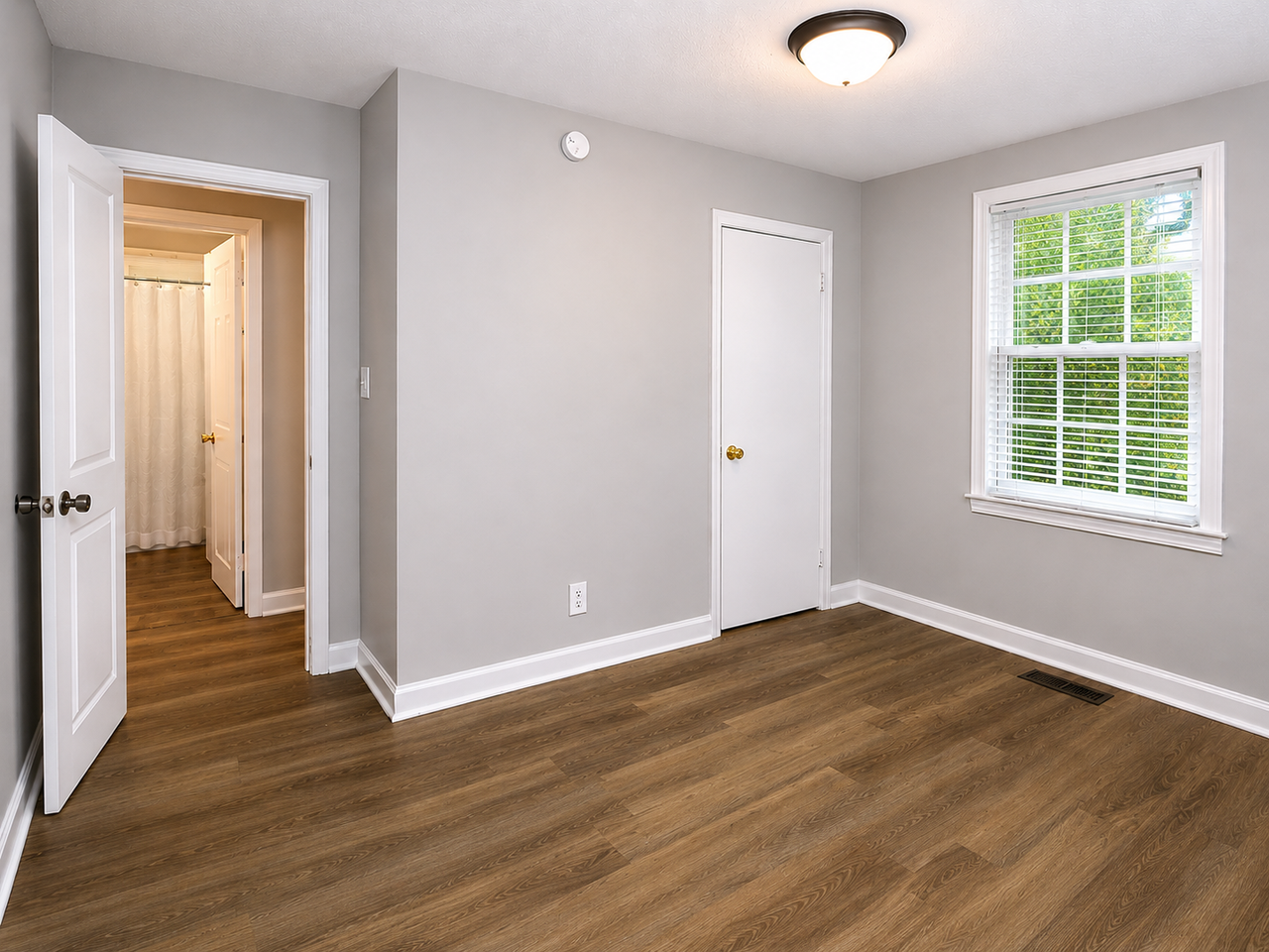 1502 Woodmere Dr - Photo 6 of 12