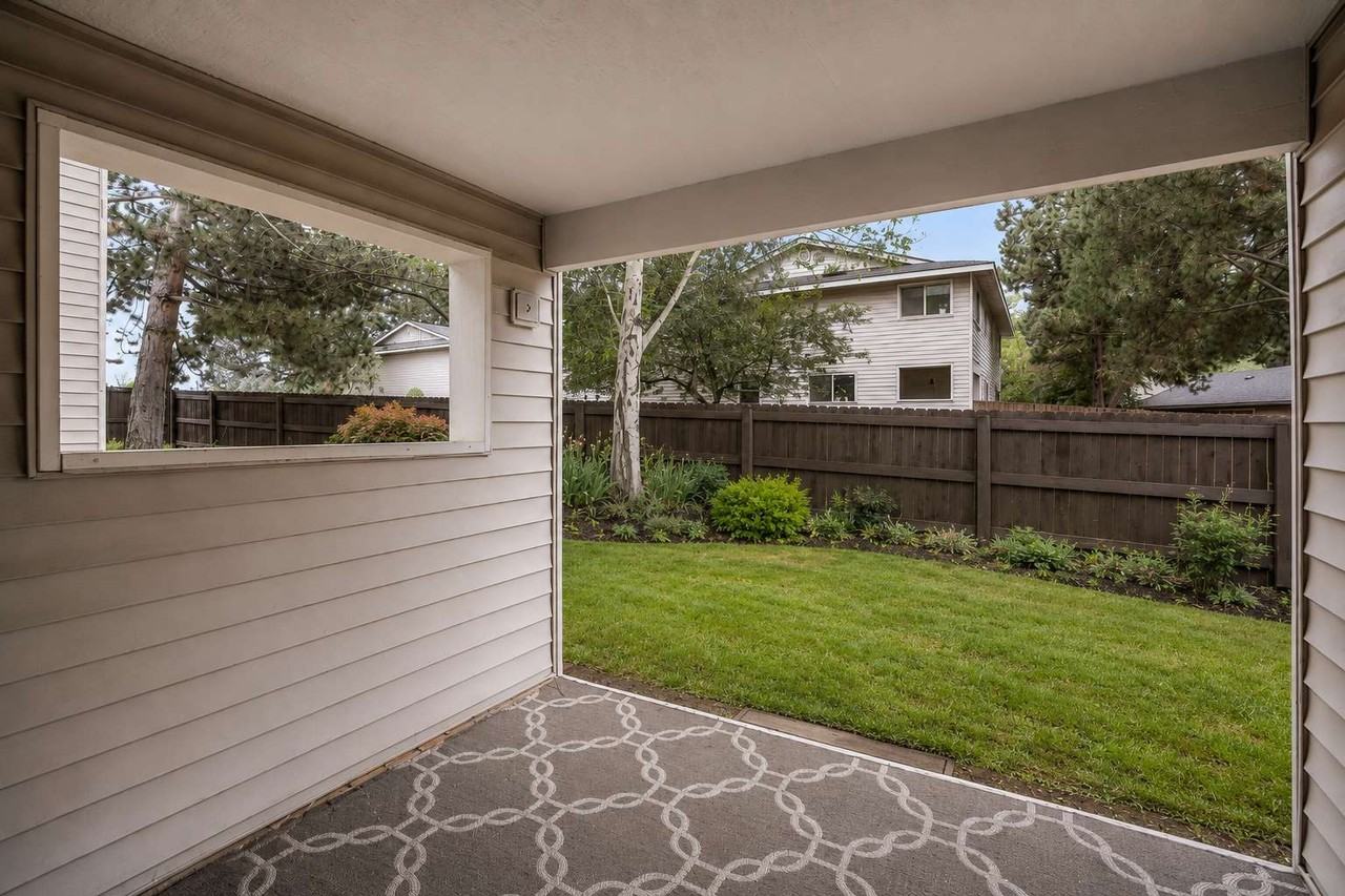 1801 Ne Purcell Blvd #11 - Photo 6 of 26