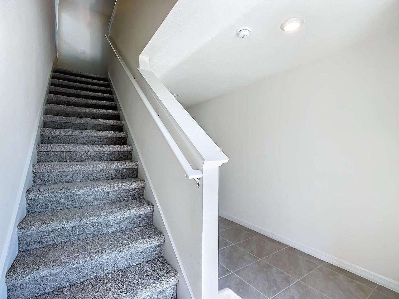 8656 Sw 45th Ct - Photo 2 of 50