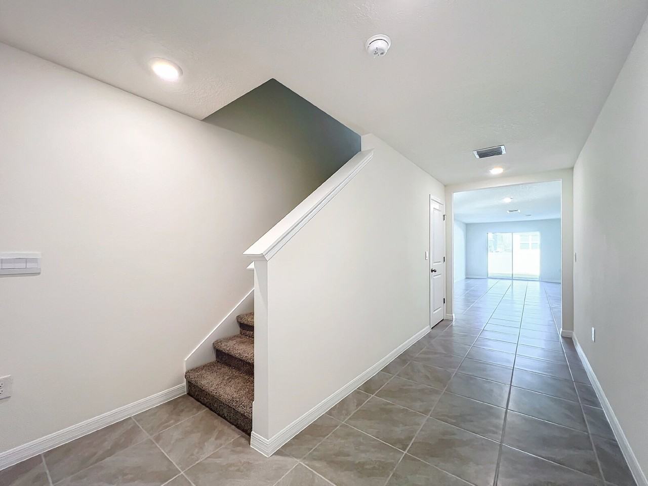 8656 Sw 45th Ct - Photo 5 of 50