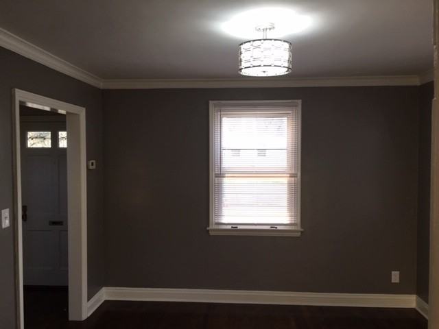 610 41st St Se - Photo 2 of 11