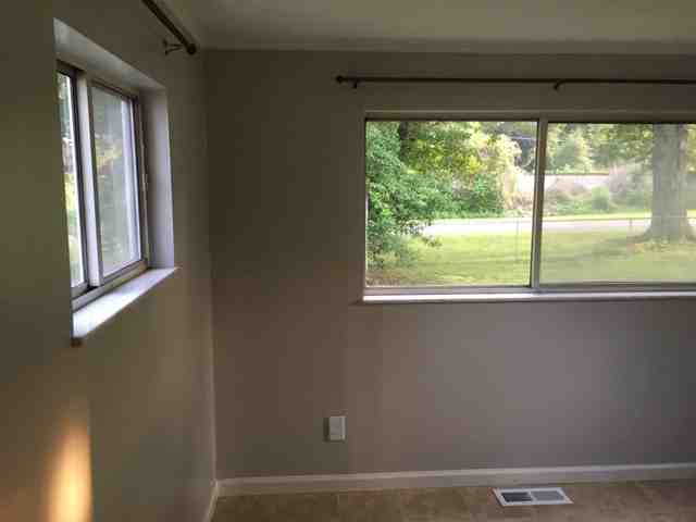 610 41st St Se - Photo 7 of 11