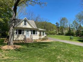 289 Brentwood Blvd - Photo 1 of 1