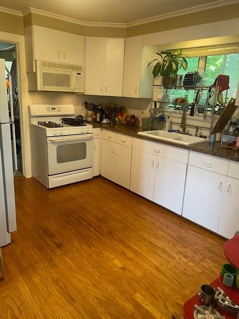 289 Brentwood Blvd - Photo 2 of 9