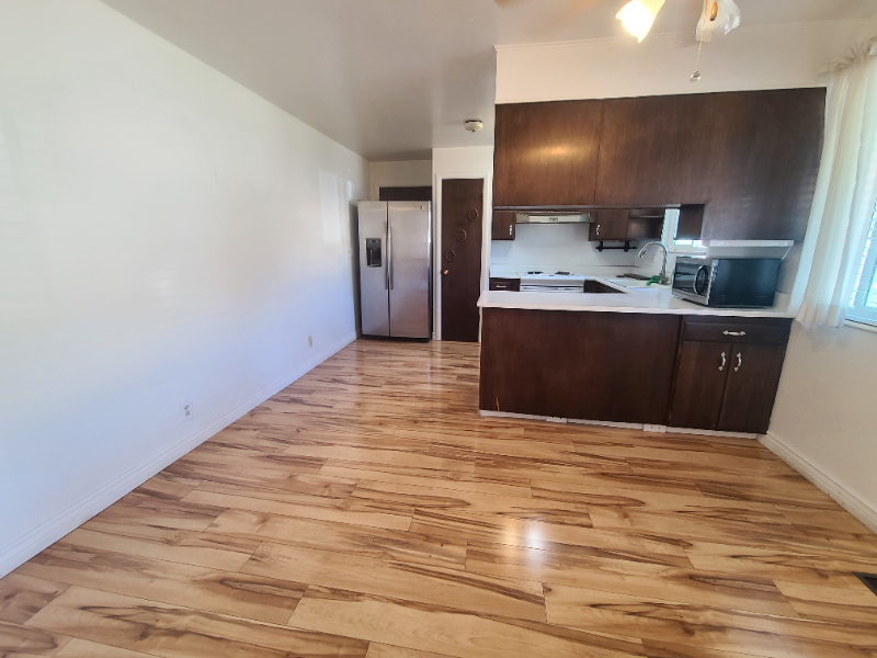 245 Ne #A - Photo 3 of 14