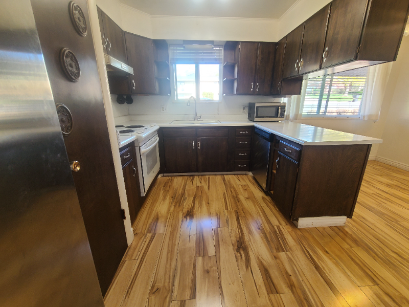 245 Ne #A - Photo 4 of 14