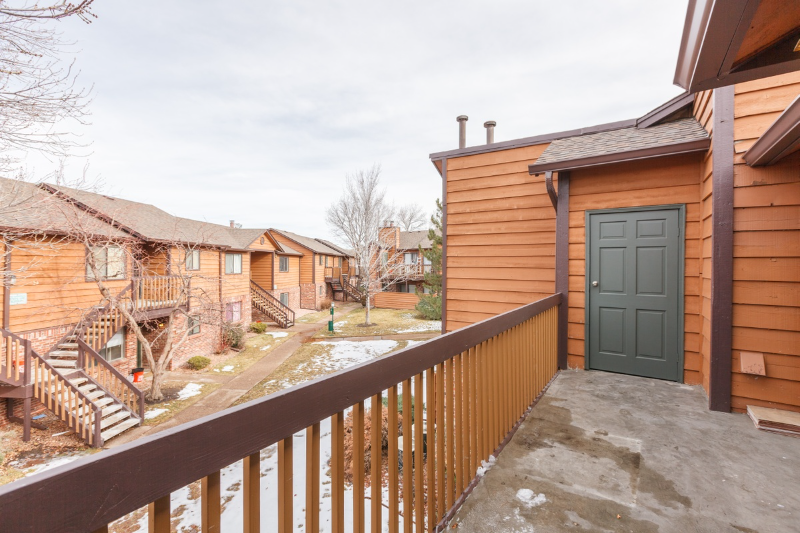 2273 S Buckley Rd - Photo 3 of 13