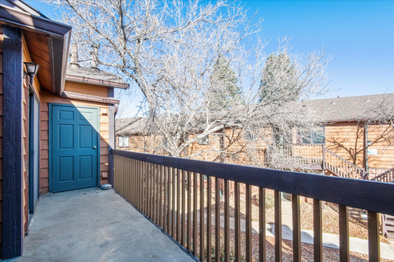 2273 S Buckley Rd - Photo 4 of 13