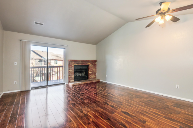 2273 S Buckley Rd - Photo 5 of 13