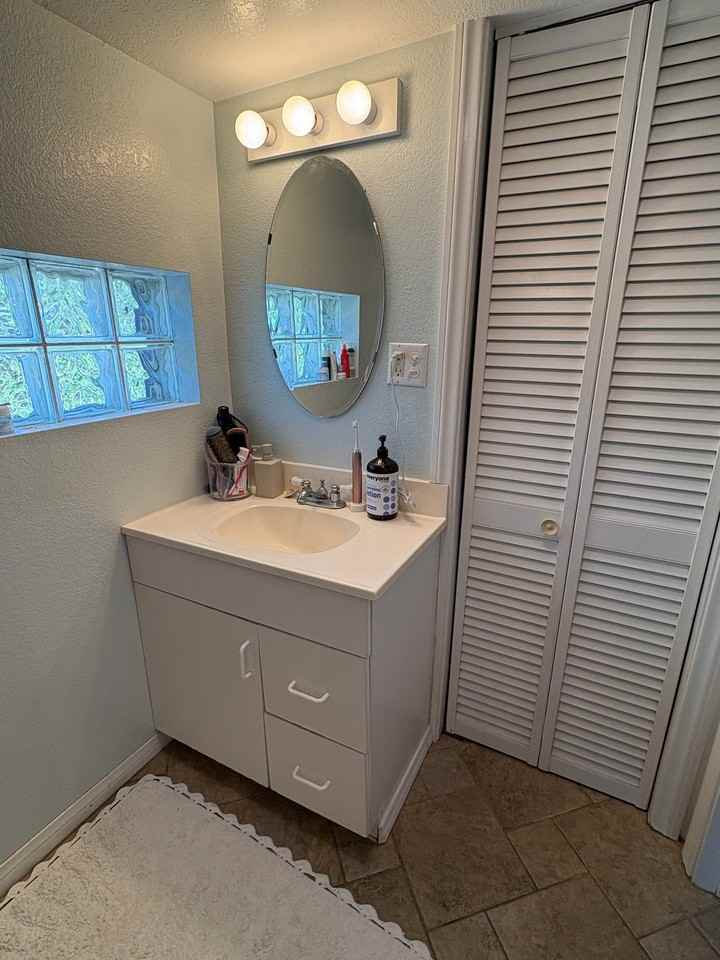 1872 Seminole Dr #2 - Photo 7 of 12
